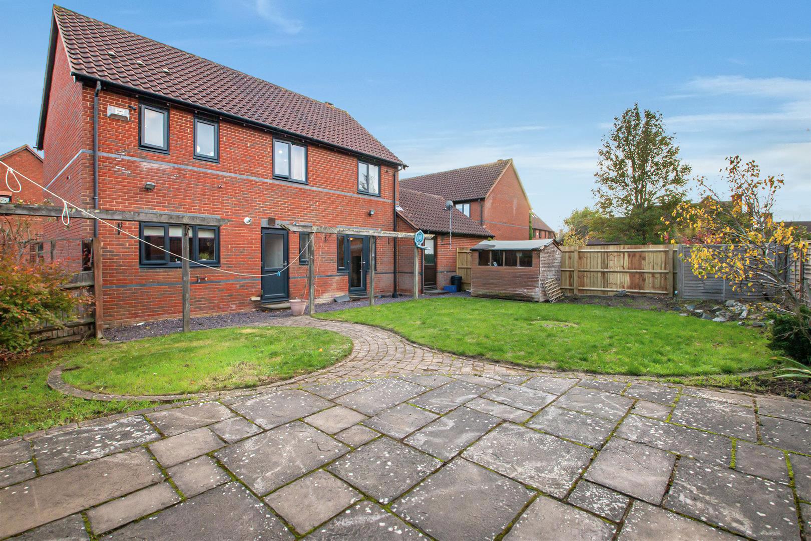 Crane Court, Loughton, Milton Keynes